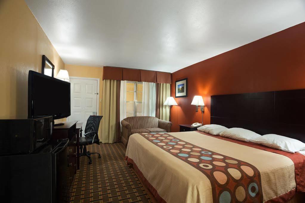 Fairbridge Inn Express Stuttgart Екстериор снимка