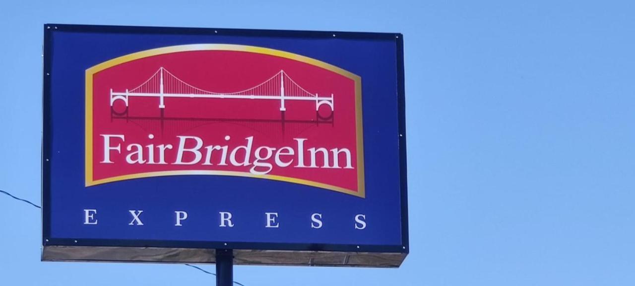 Fairbridge Inn Express Stuttgart Екстериор снимка